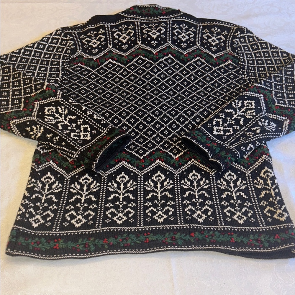 Talbots VTG Nordic Cotton Sweater with Metal Hook Closure - Picture 8 of 8